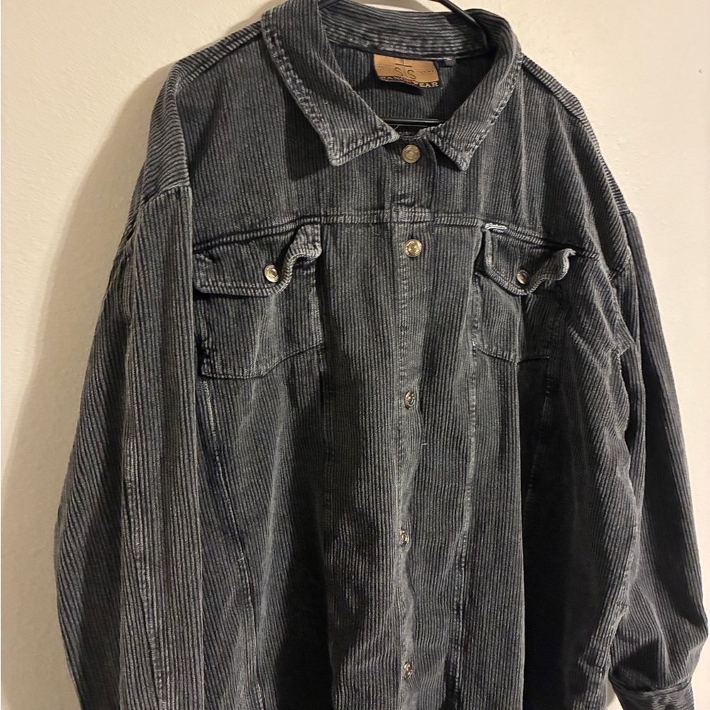 Women’s S Bar S Ranchwear brand corduroy shirt/jacket. Size Xl.